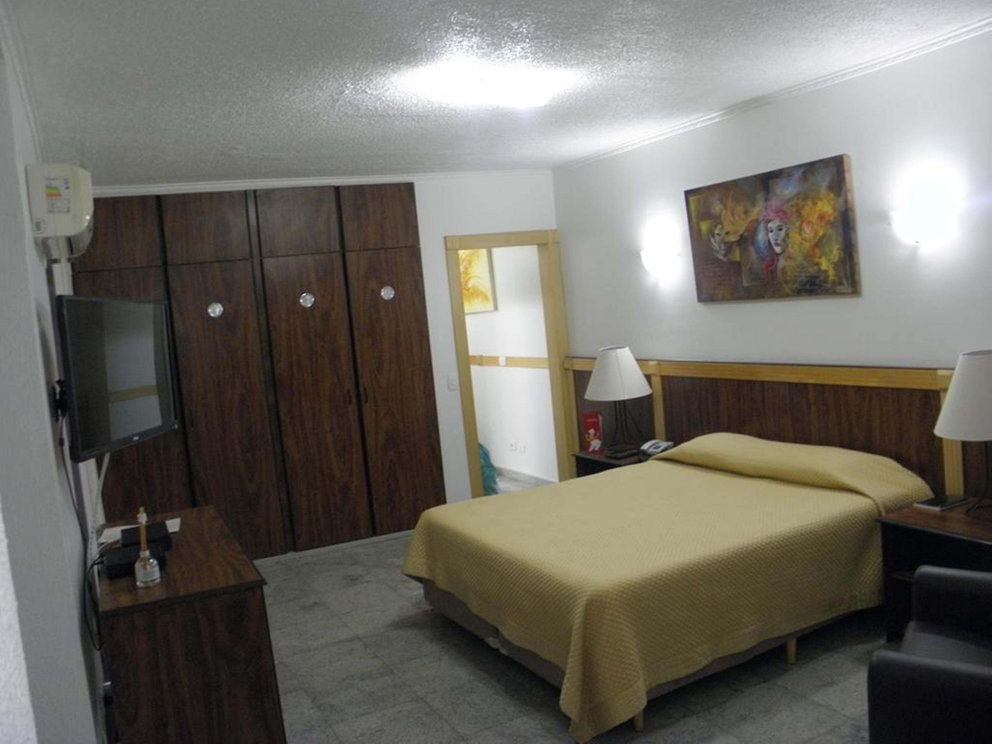 Hotel Euro Suite Sao Paulo By Nacional Inn - A 600 Metros Da Rua 25 De Marco Eksteriør bilde
