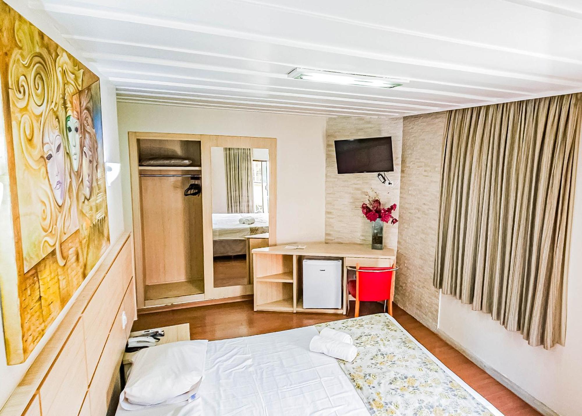 Hotel Euro Suite Sao Paulo By Nacional Inn - A 600 Metros Da Rua 25 De Marco Eksteriør bilde
